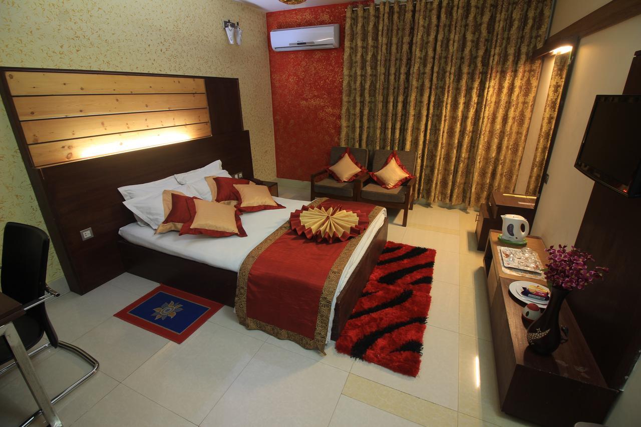 Tiger Garden Int Hotel Khulna Dış mekan fotoğraf